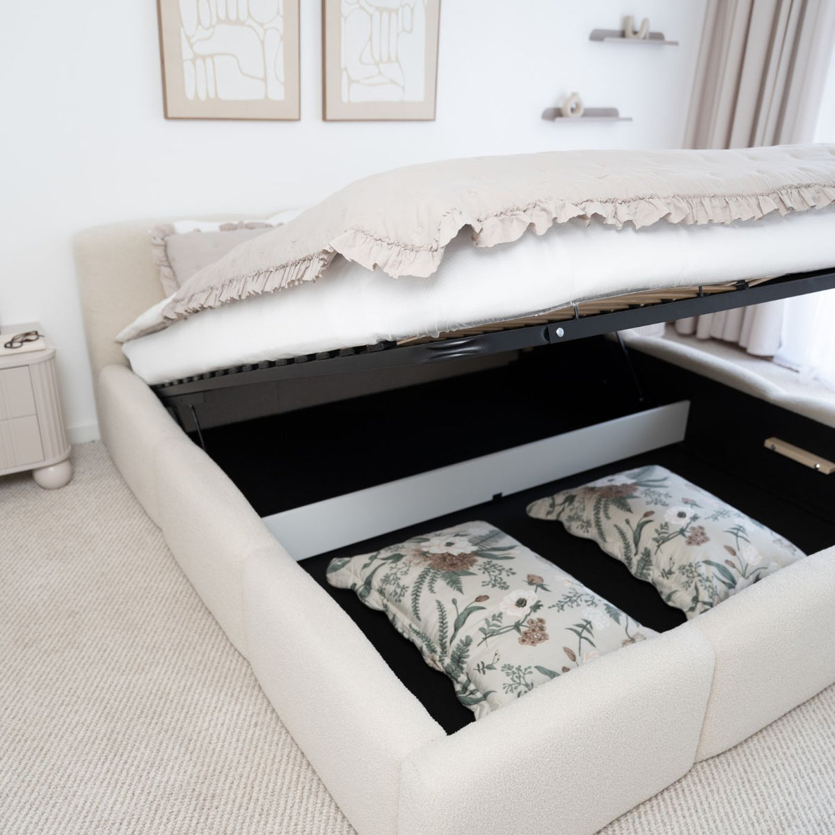 Pojemny schowek na pościel