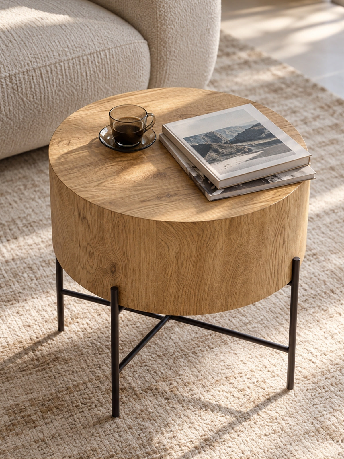 masă kawowy okragly Liviano 45 cm z metalowymi nogami - stejar natural / negru