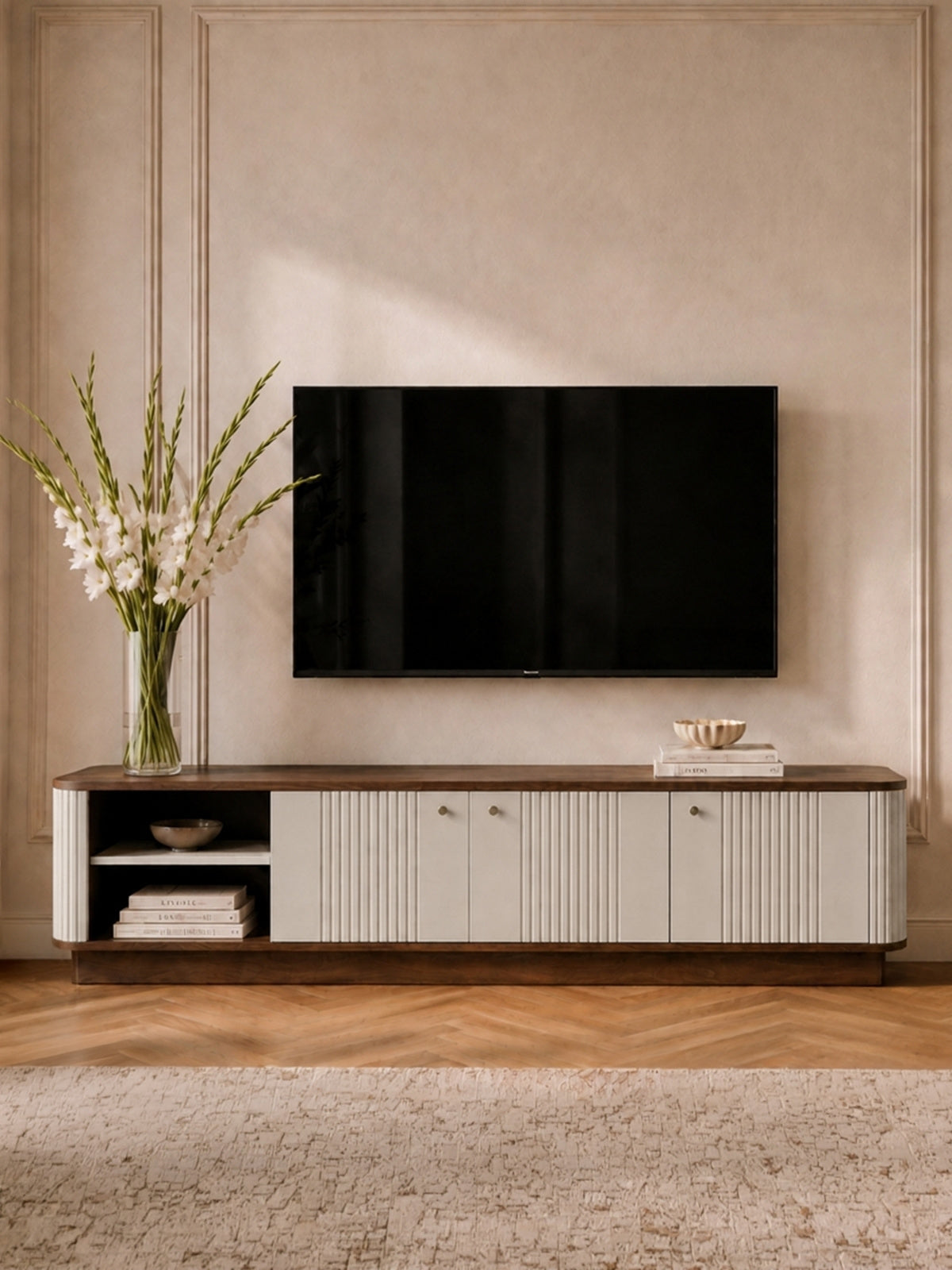 Comodă RTV Vesper 4D 187 cm casmir cu mânere negre și blat nuc