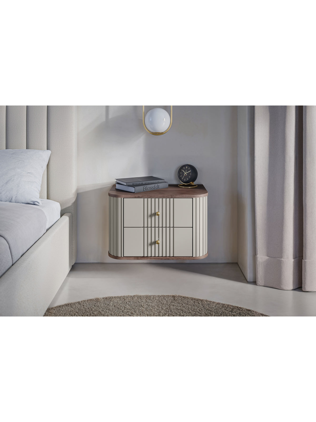 Set de noptiere suspendate Vesper 56 cm culoare casmir cu blat nuc și mânere aurii