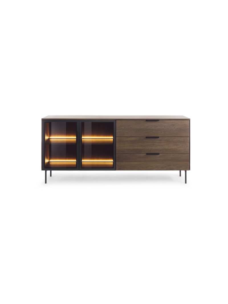 Comodă Auri 181 cm cu sertare și iluminare LED, stejar dunin și picioare negre