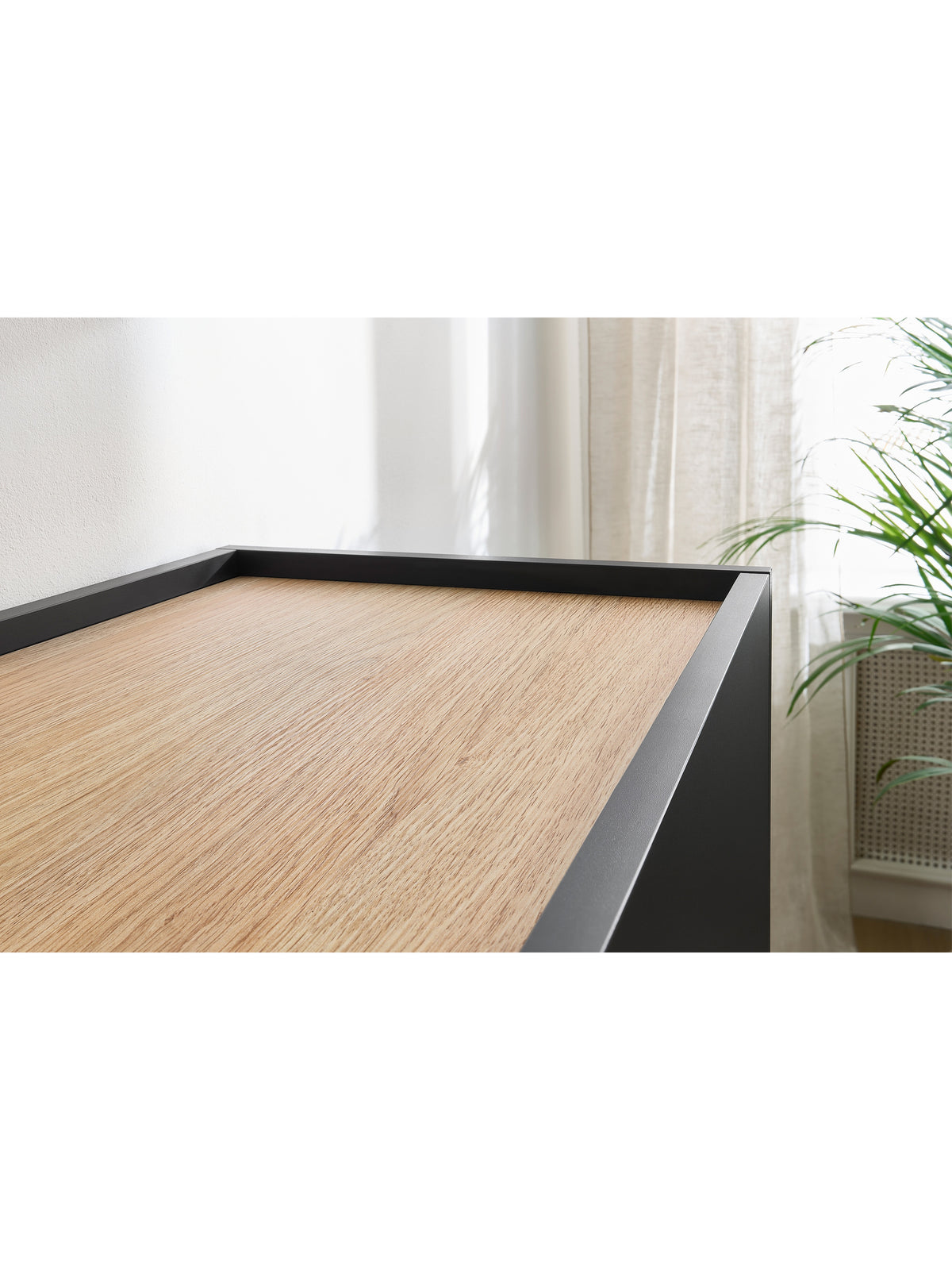 Comodă Desin 120 cm negru mat cu blat dąb nagano, cu două uși și sertare ascunse