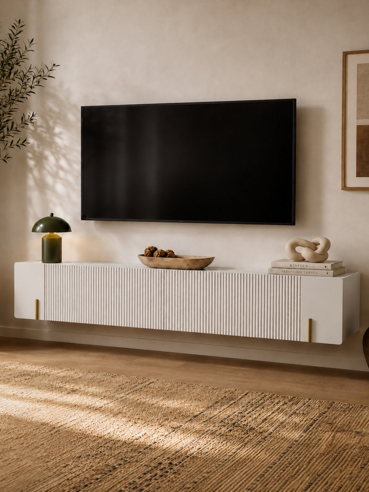 Comodă RTV suspendată Malmi 200 cm în culoarea cashmere cu blat crema bianca și detalii aurii